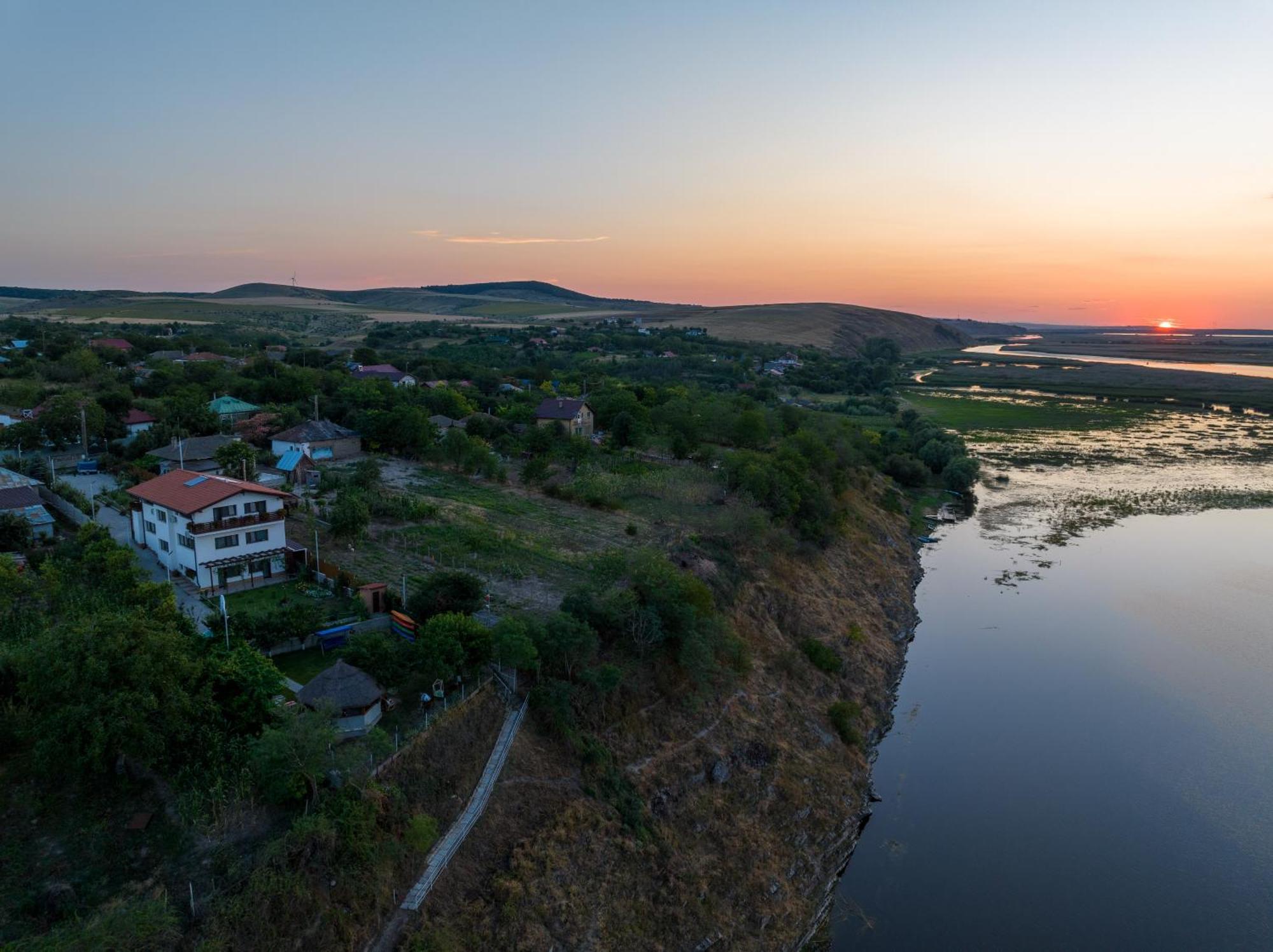 Laguna Nuferilor Habitat Somova Extérieur photo