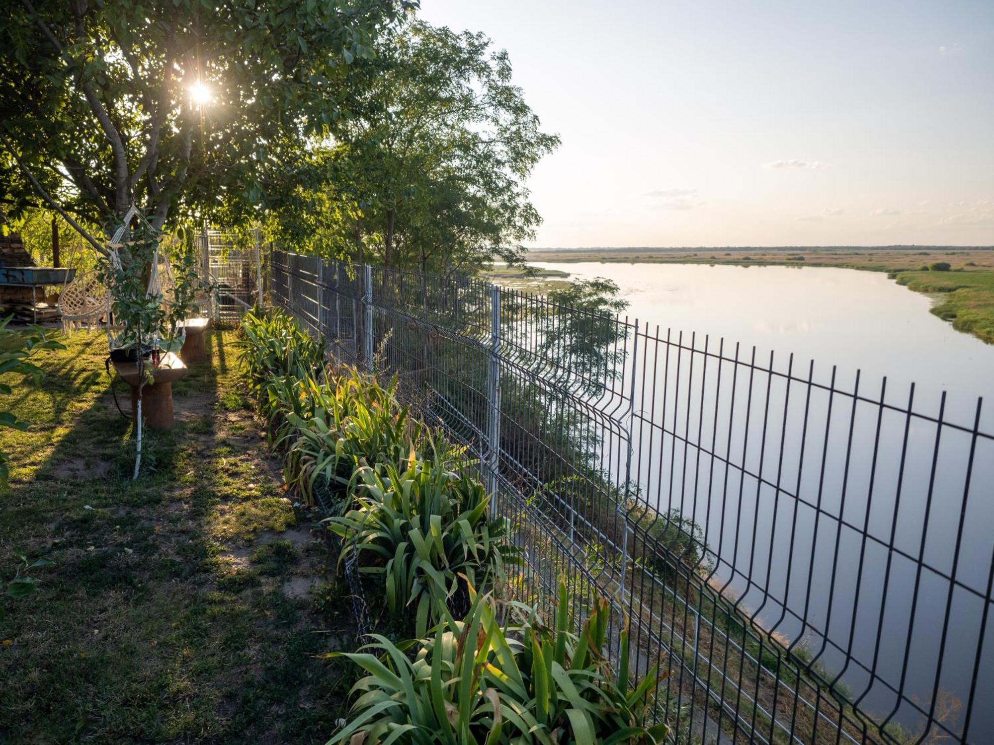 Laguna Nuferilor Habitat Somova Extérieur photo